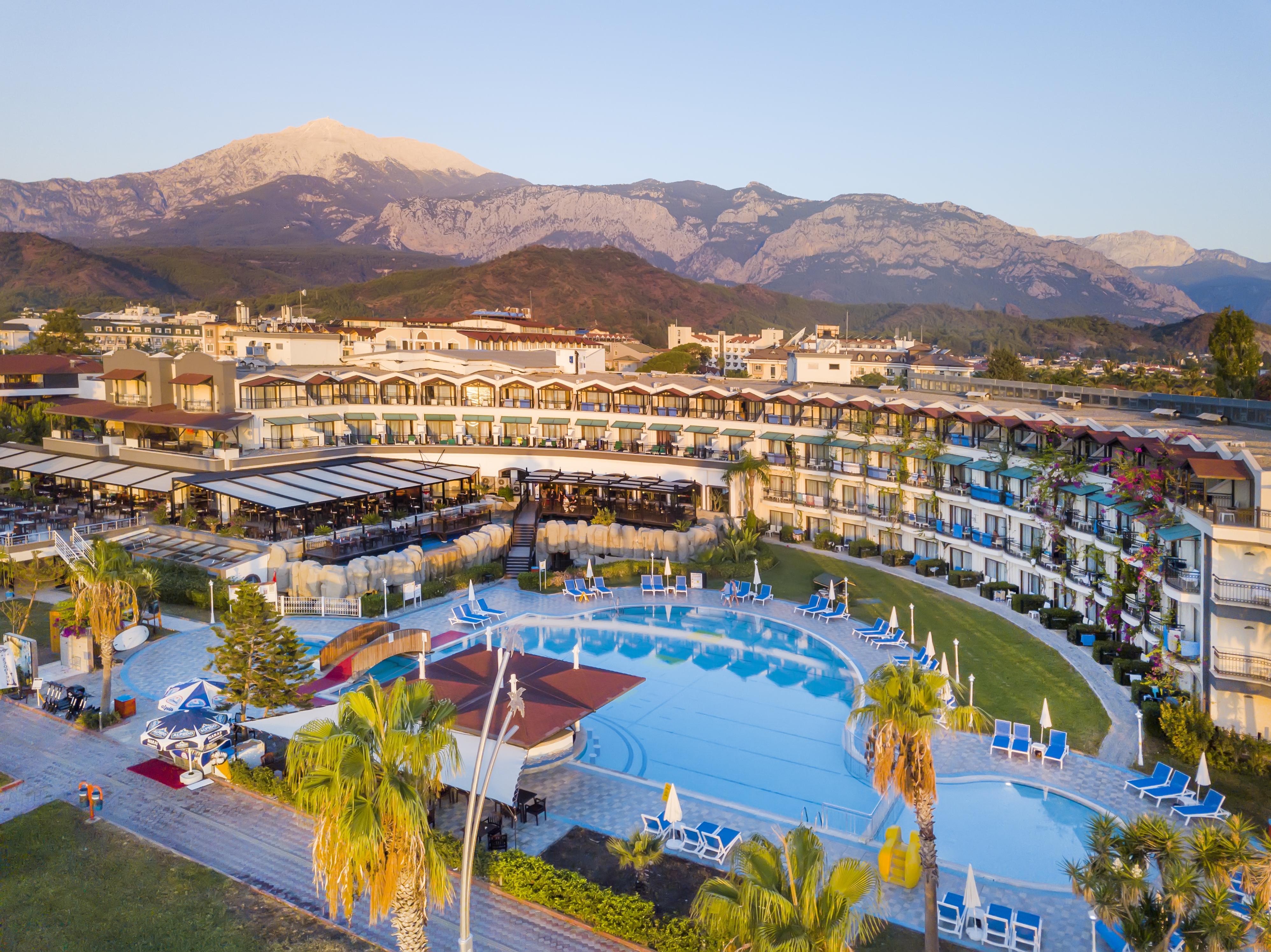 Labada Beach Hotel Camyuva Exterior photo
